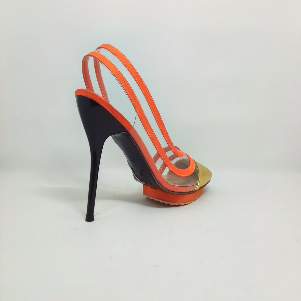 Summer Emilie Classic Pump